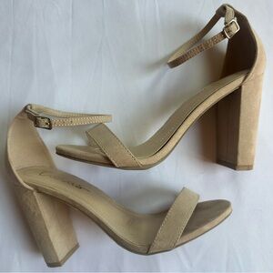 Women’s Size 8 Beige Tan Block Strappy Heel - Lulu’s
